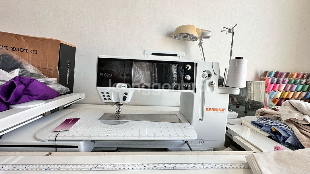 스위스 버니나 B880 자수미싱, 퀼트미싱--4