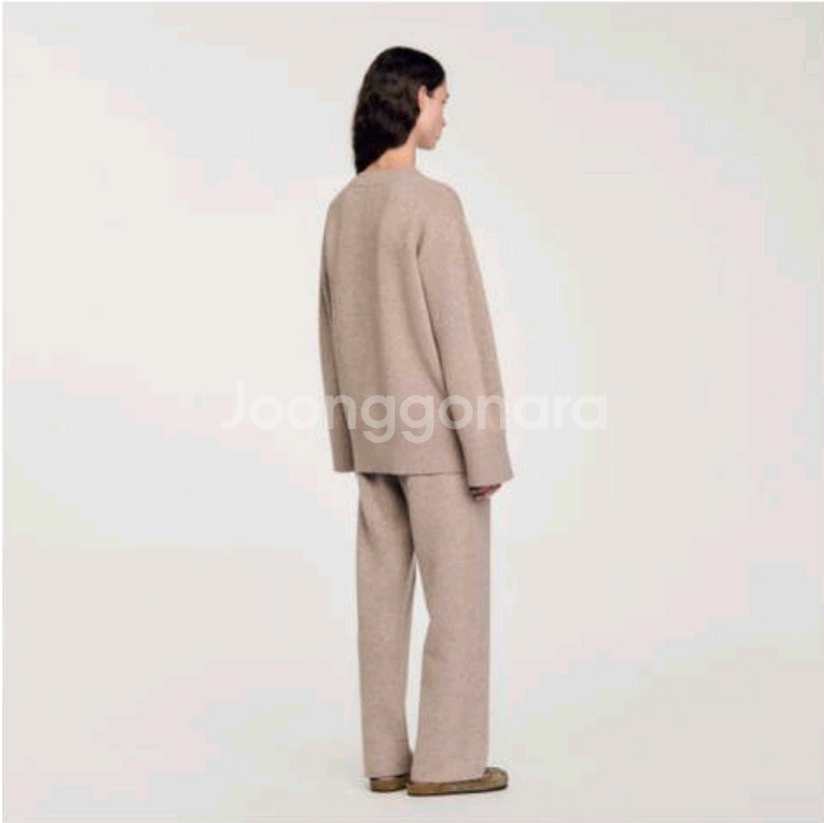 (새제품)산드로 VADDY 가디건 베이지, 2024fw--1
