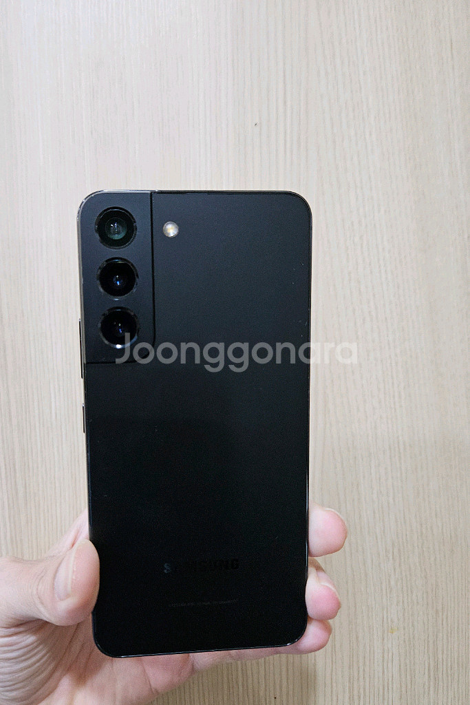 갤럭시 S22블랙 256G 팝니다--8