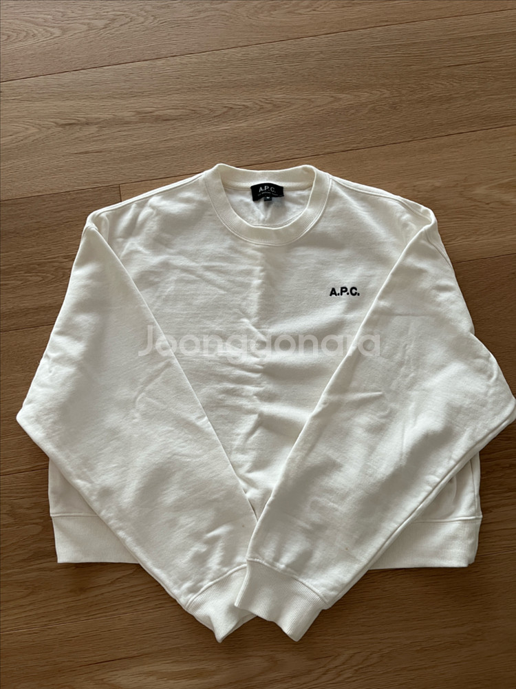 APC 아페쎄 여성 크롭 맨투맨 화이트--0