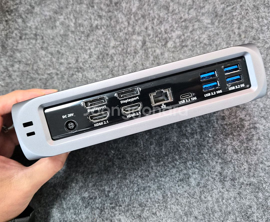 사테치 썬더볼트4 멀티미디어 독 프로--5