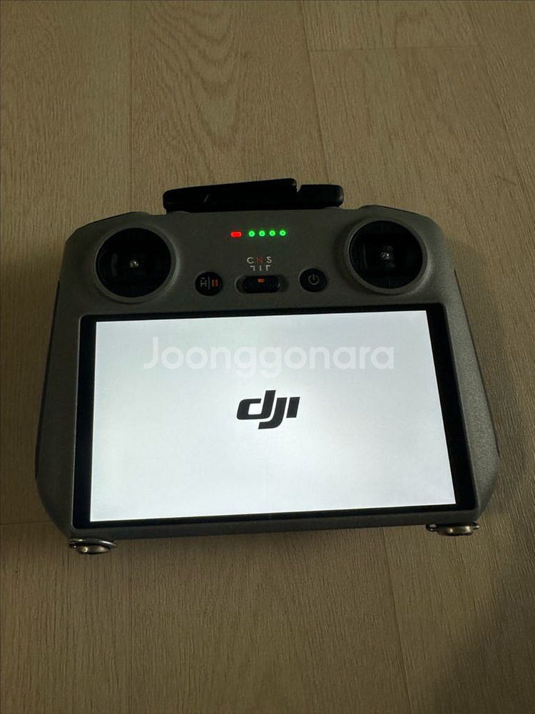 DJI 4 프로 일반 배터리 및 RC2 일괄 정리합니다--4