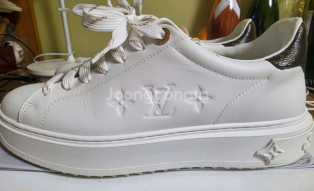 루이비통 타임아웃 스니커즈--5