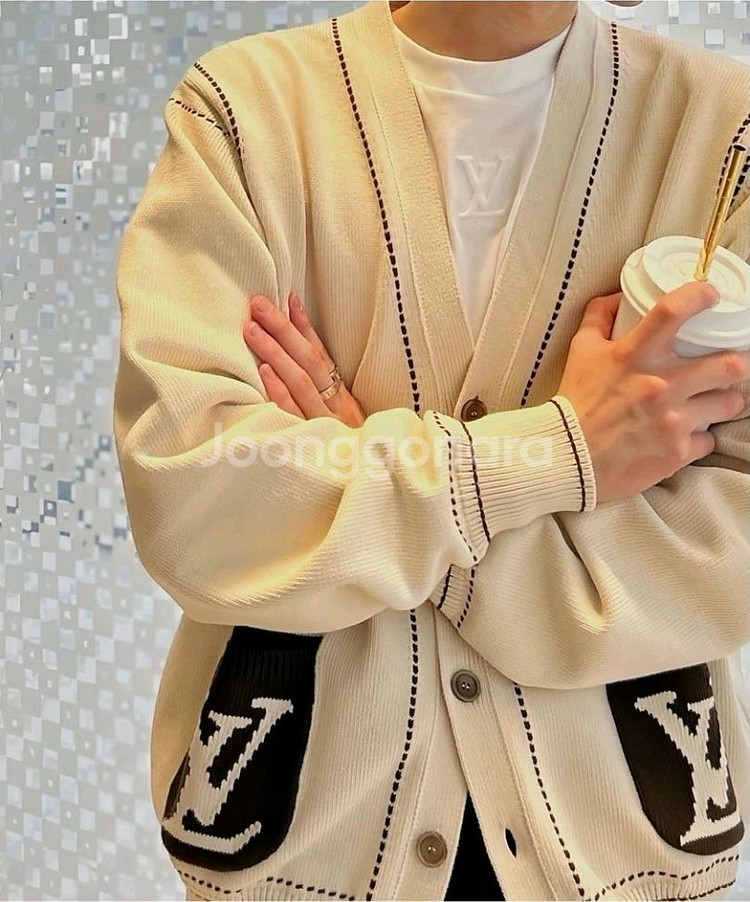 루이비통 타일러 콜라보 가디건--5