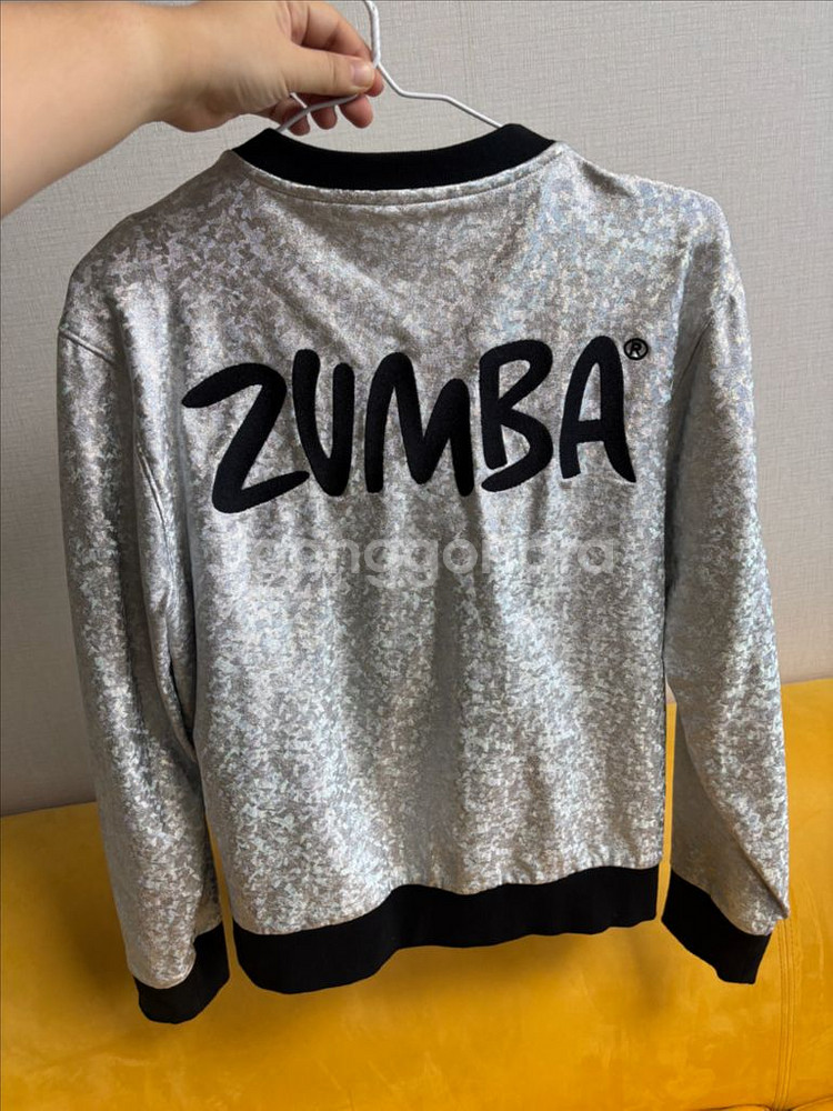 줌바 파티에 입고 가면 완전 짱인 반짝이 점퍼!--1