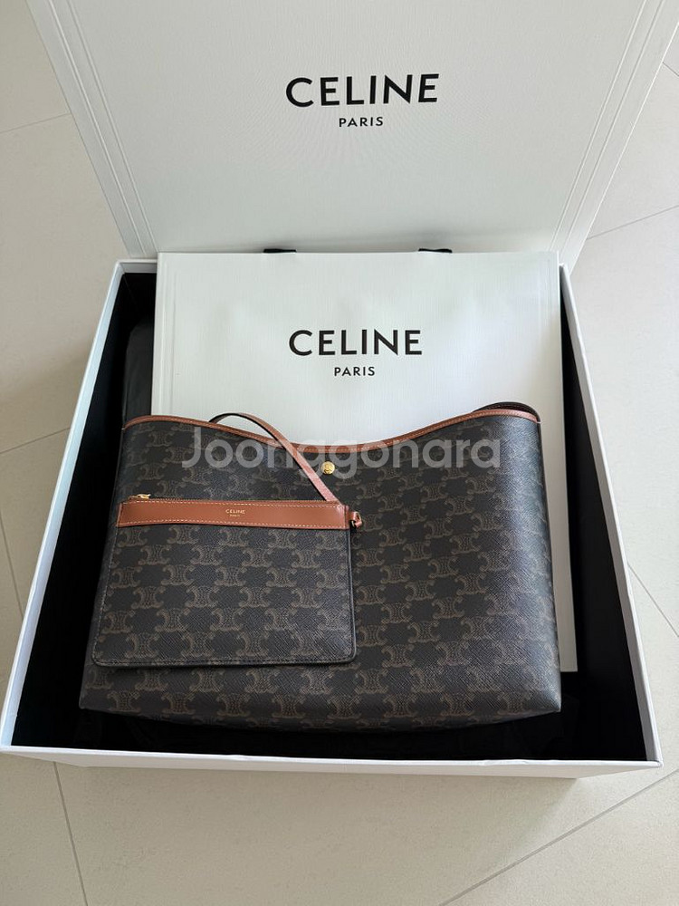 (공홈구매) 정품 셀린느 소프트 쇼퍼백--0