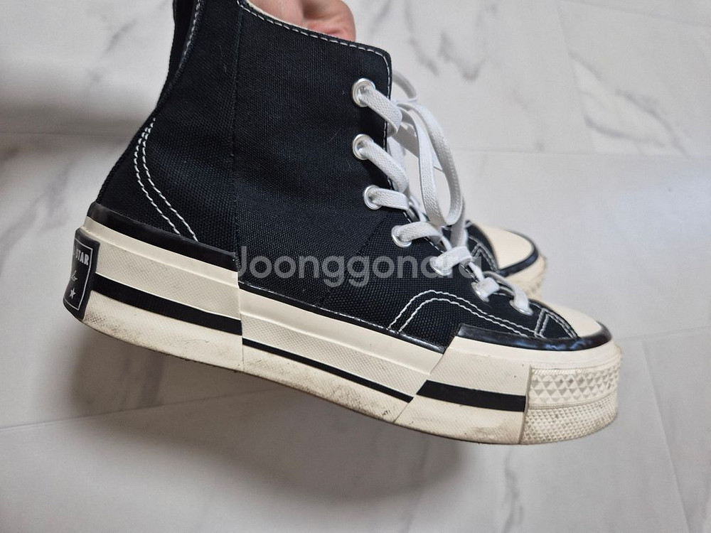 컨버스 척테일러 하이탑 240--1