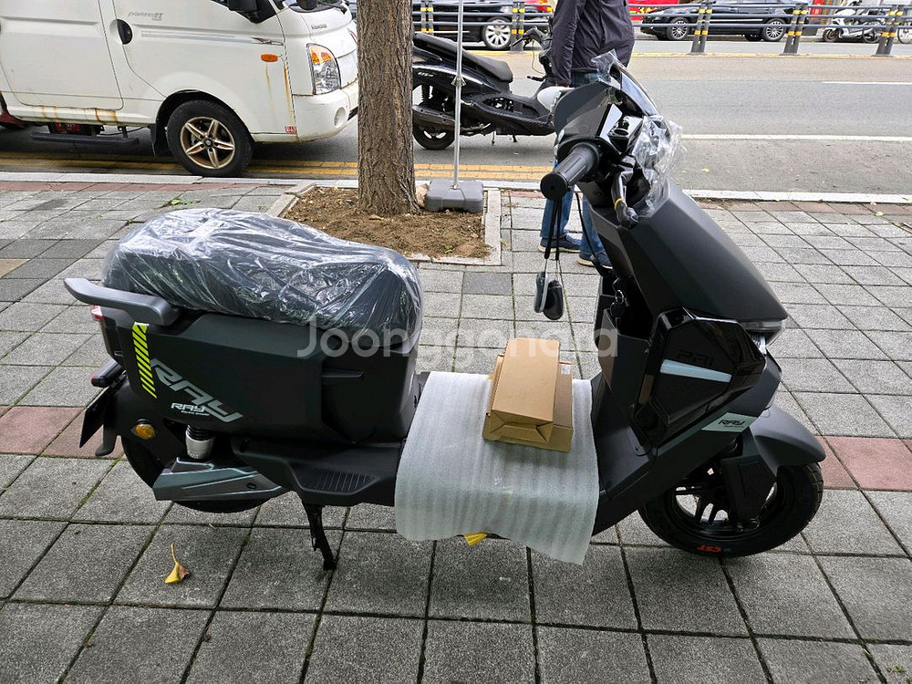 레이전기스쿠터--1