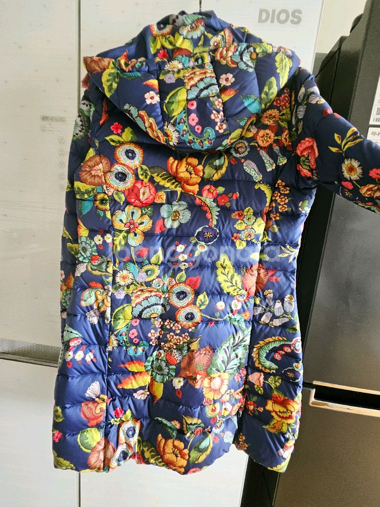 오일릴리 패딩 (라인잡힌 디자인) 8만원--7