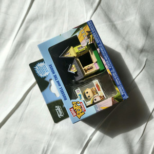 픽사 업 업하우스, 러셀 피규어 비티팝 세트