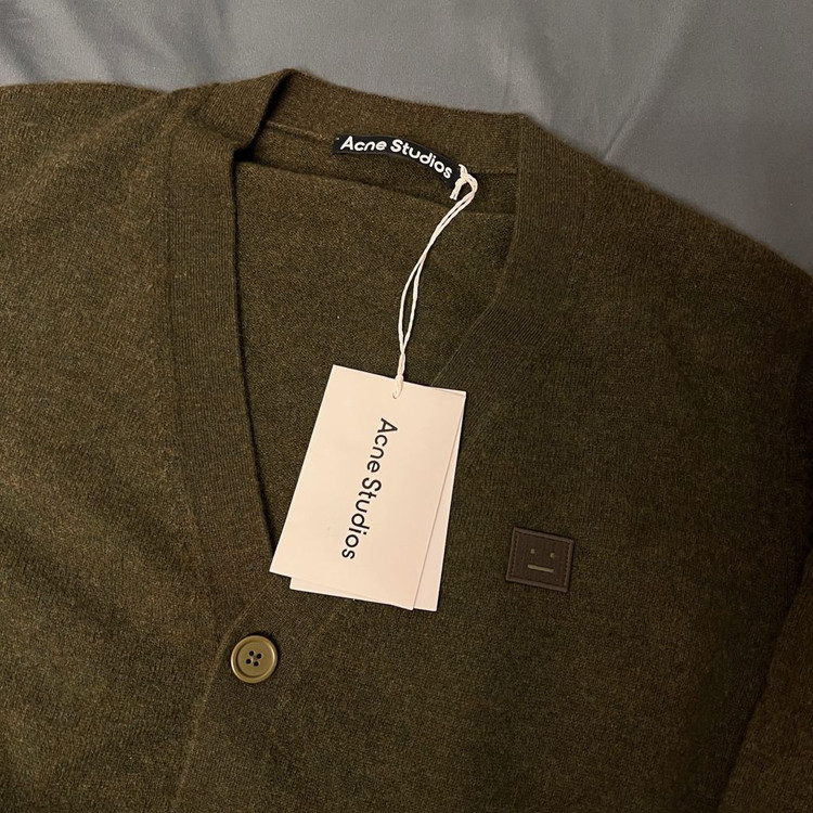 아크네스튜디오 이모지 페이스 울 가디건 카키 M, L 이미지