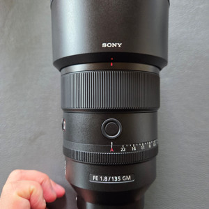 소니 135gm 135mm 1.8 gm 판매합니다.