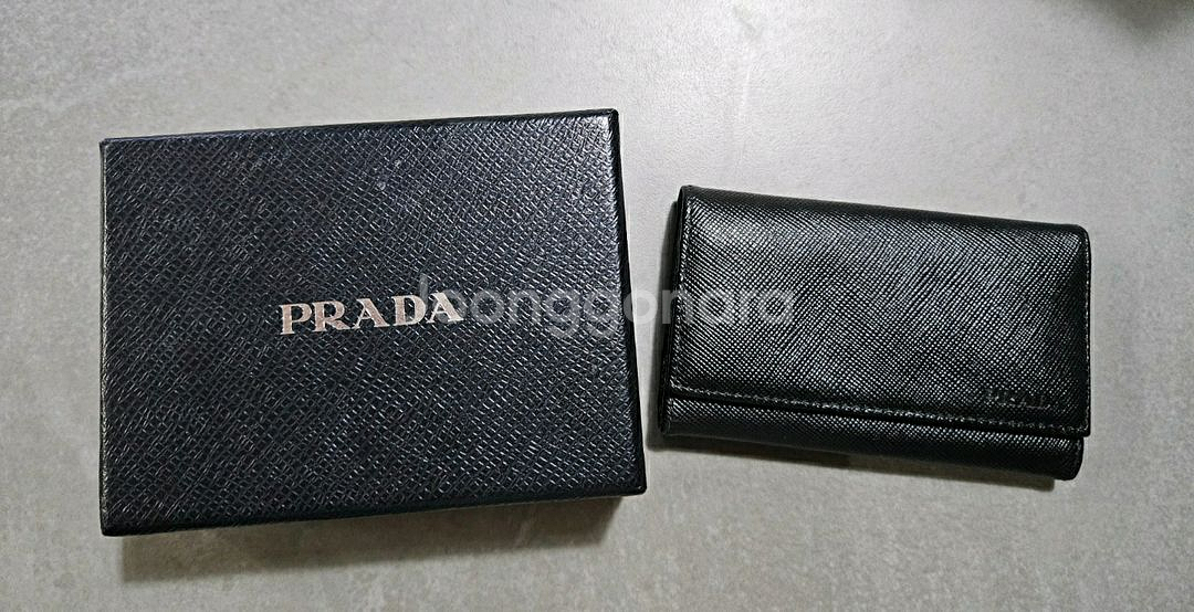 프라다 키홀더--0