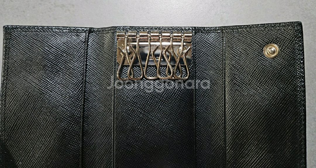 프라다 키홀더--2