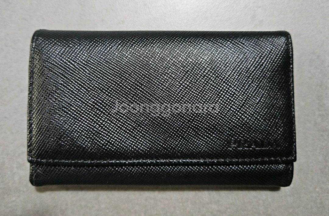 프라다 키홀더--1