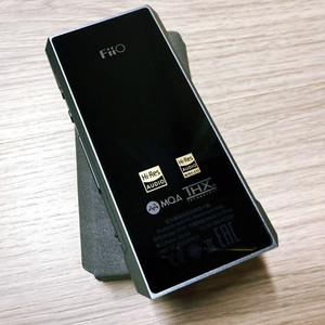 고음질 음악 감상이 가능한 DAC - FiiO BTR7