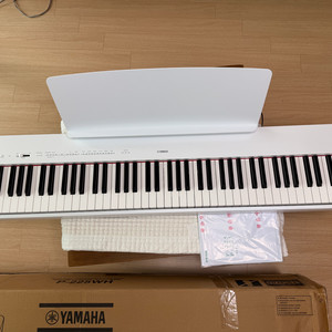 야마하 P-225