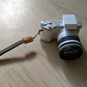 삼성 nx300 미러리스 카메라 + 18-15 정품렌즈