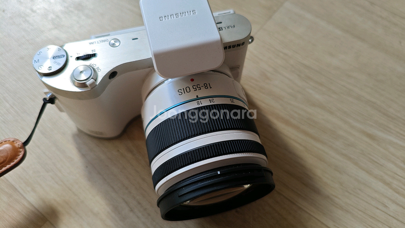 삼성 nx300 미러리스 카메라 + 18-15 정품렌즈--1