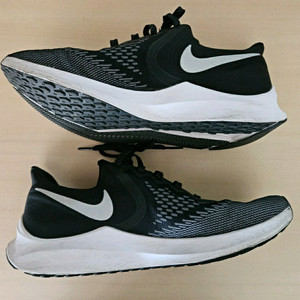 나이키 줌 윈플로 AQ7497-001 280