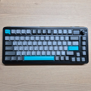 CMK75 유무선 LCD 핫스왑 풀윤활 키보드(우뚜게황