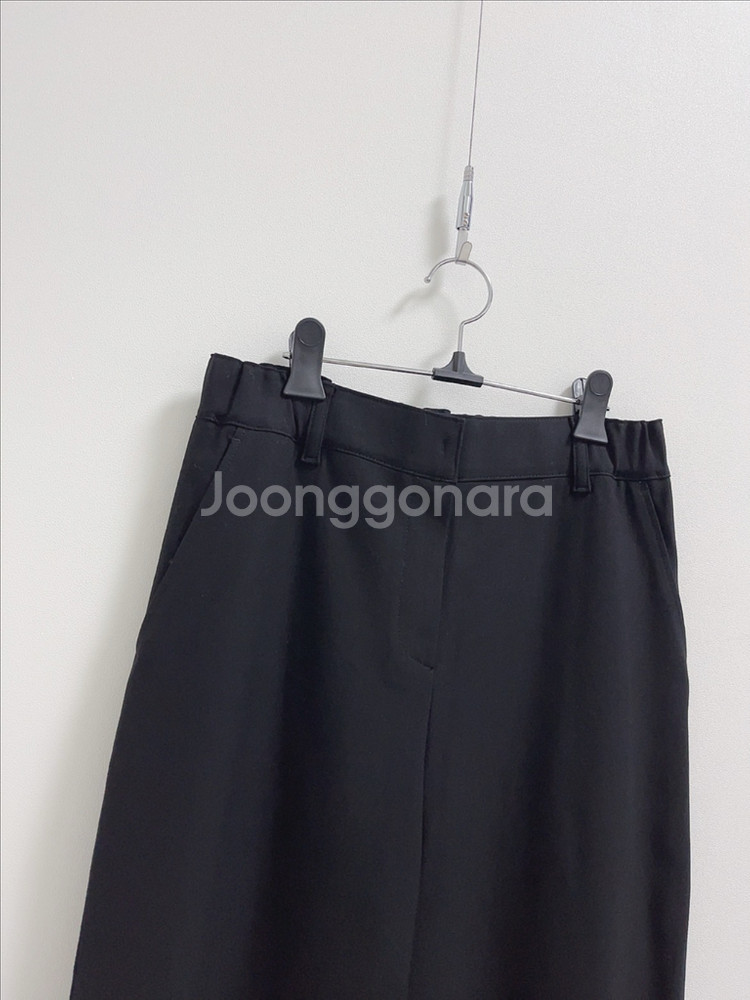 BCBG 블랙 뒷밴딩 소푸 팬츠--4