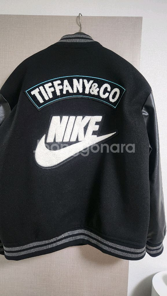 나이키x티파니 콜라보 바시티 자켓 M--1