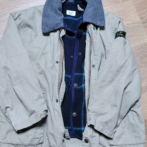 (140사이즈) CP컴퍼니 점퍼 키즈 이중안감 야상점퍼