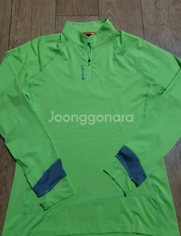 라푸마 아웃도어 반집업 90 사이즈입니다--1