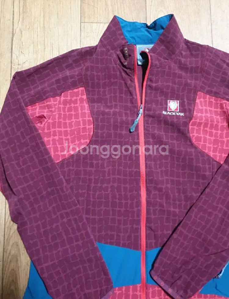 블랙야크 아웃도어 집업 95 사이즈입니다--3