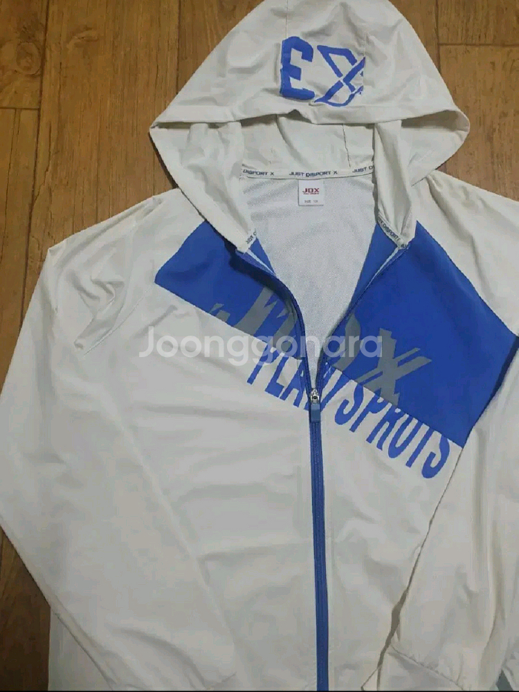 JDX 골프 후드집업 105 사이즈입니다--3