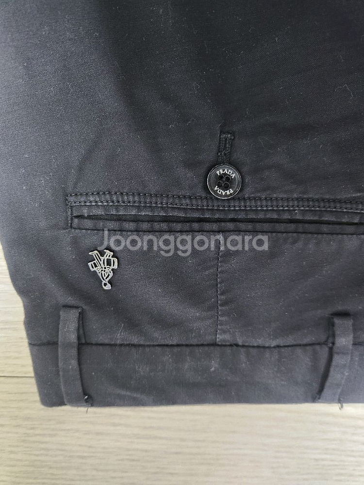 (32)프라다 남성 블랙 면바지--5