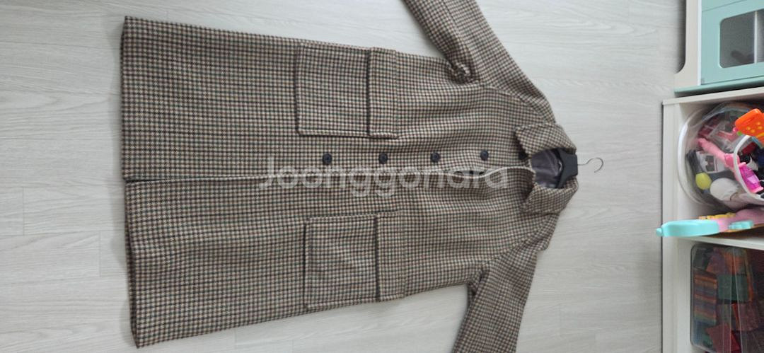 헤지스 오버핏 체크 코트 M사이즈입니다.--0