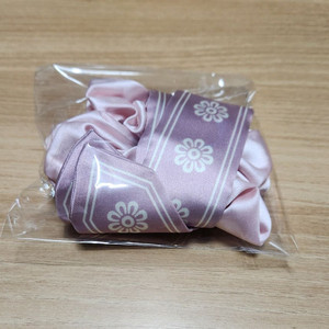 클리오 매화빛댕기 스크런치