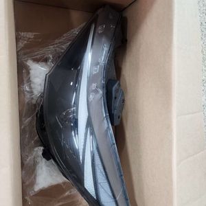 아반떼 cn7 22년식 양쪽 헤드라이트