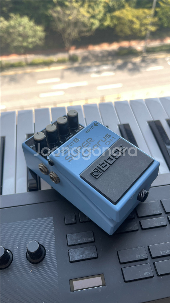보스(Boss) 이펙터 슈퍼코러스 CH-1--0