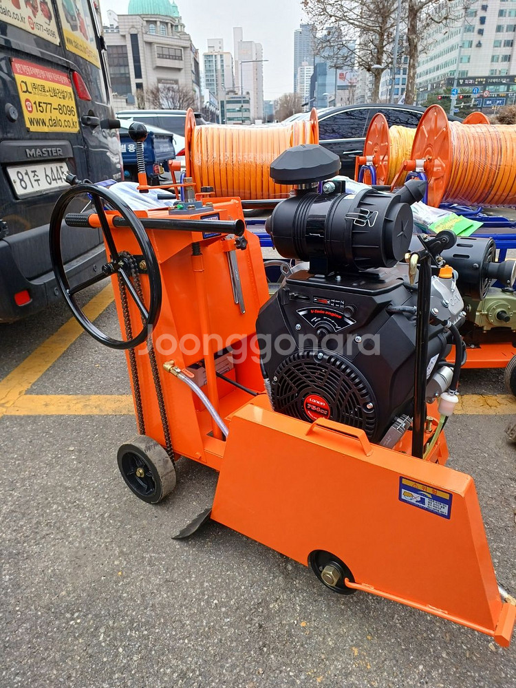 새상품 도로캇타기 판매 임대--1