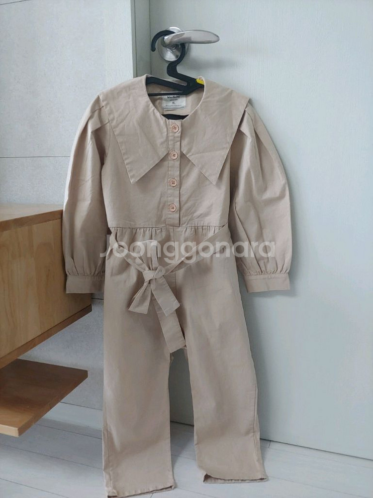 여아 120~130사이즈 정도 xl 점프수트(반값택포)--0