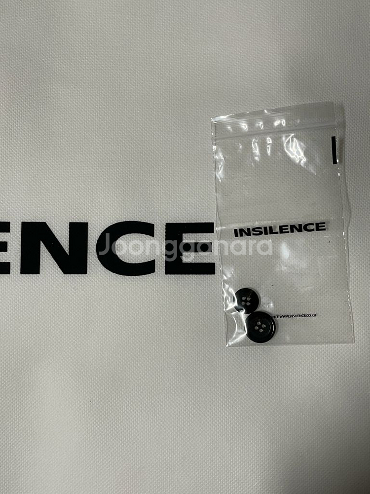 인사일런스 패널드 코튼 트윌 자켓 블랙 새상품 판매--4