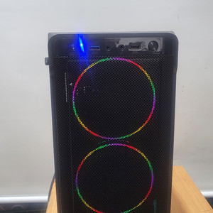 게이밍PC Ryzen5 3600x RAM32G RX