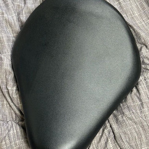 혼다 레블 500 순정 안장 시트 (앞, 뒤)