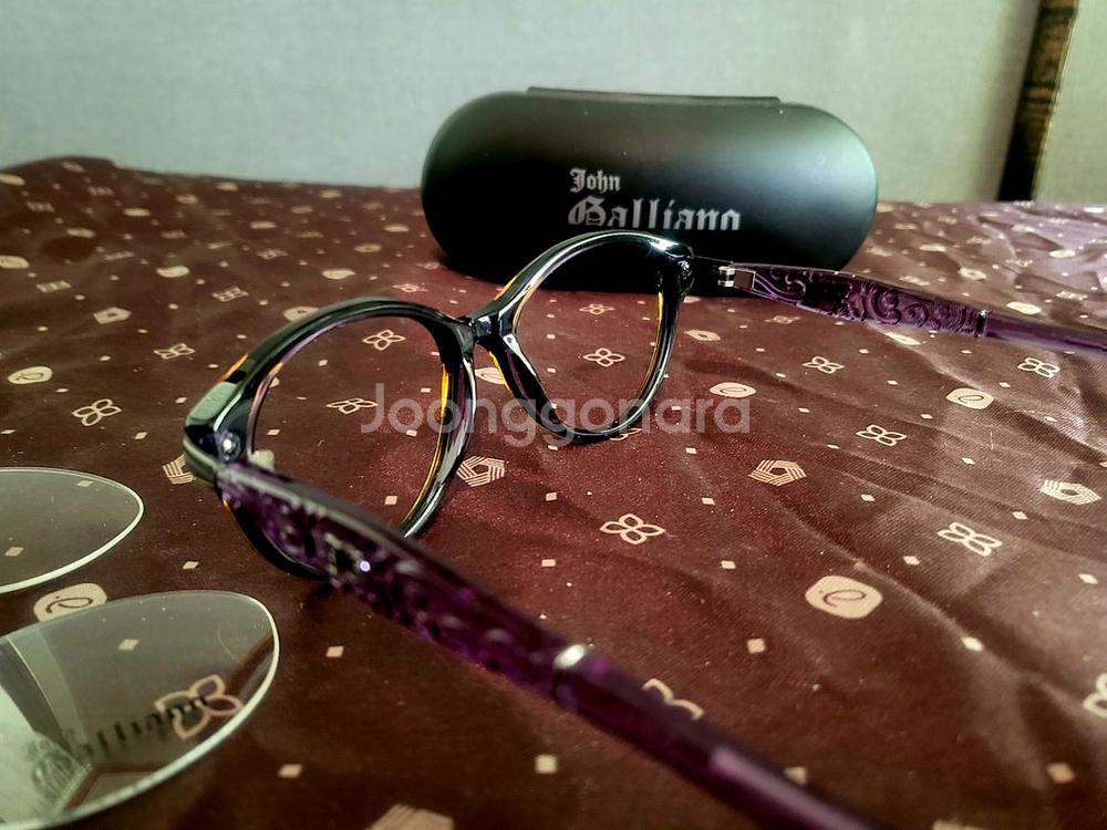 [미사용 새상품] 존 갈리아노 안경테--2