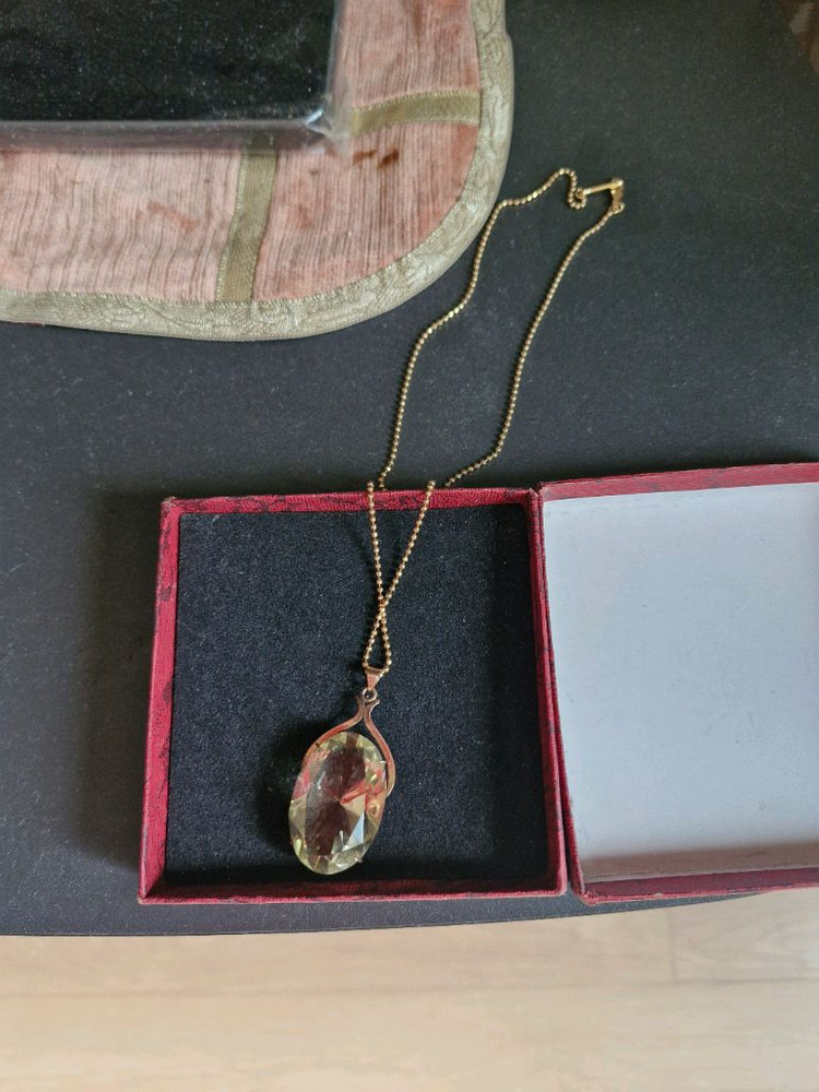 황수정 목걸이 루비비취.칠보금반지등 이미지