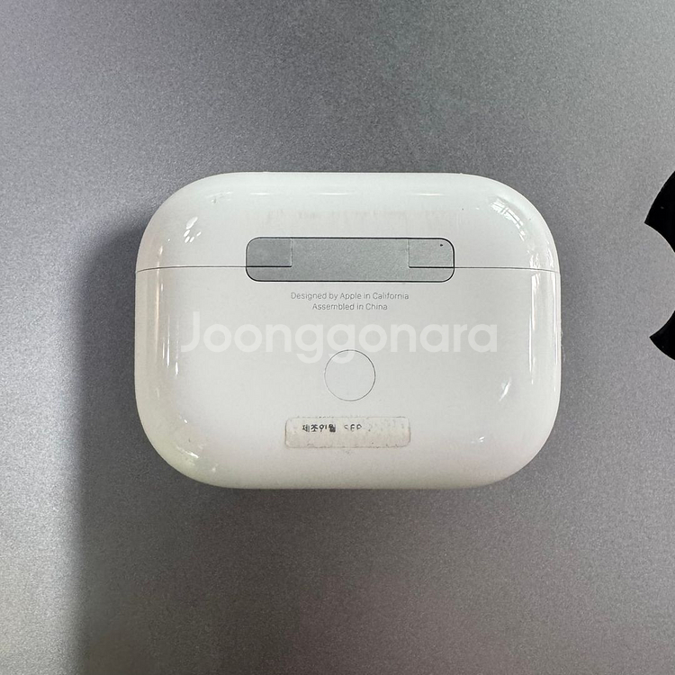 [에어팟프로2] 라이트닝 무선충전--4