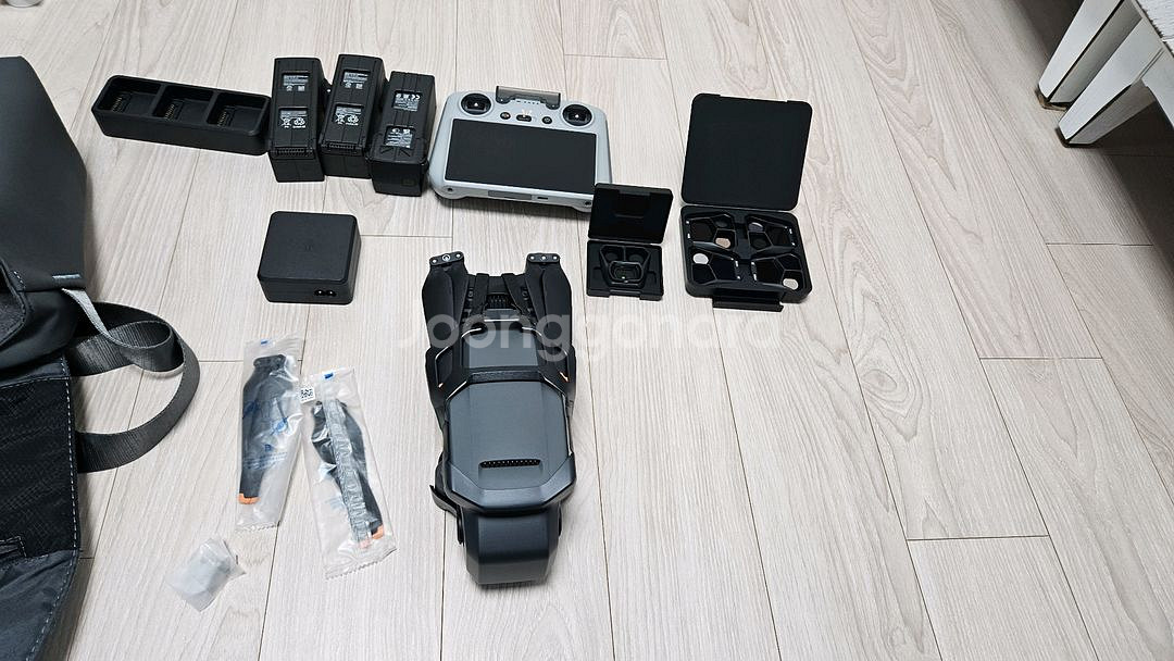 DJI 매빅3 프로플라이모어 + 광각렌즈세트--1