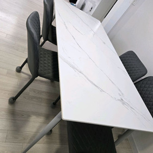 6인용 세라믹식탁