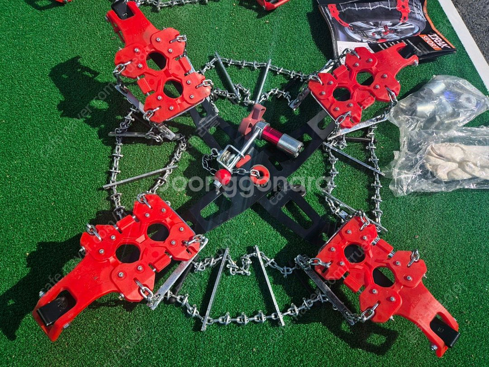 Maggi 메기 스노우체인 팝니다.--1