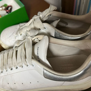 알렉산더맥퀸 스니커즈 275mm