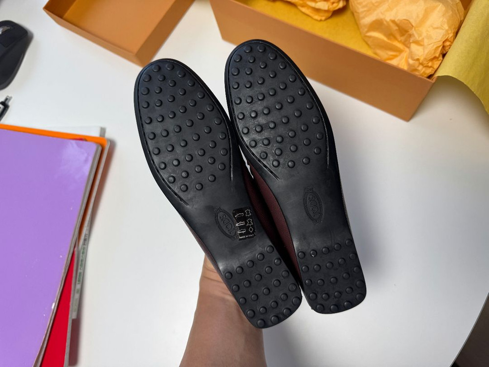 토즈 시티고미노 여성 35사이즈 판매합니다 이미지