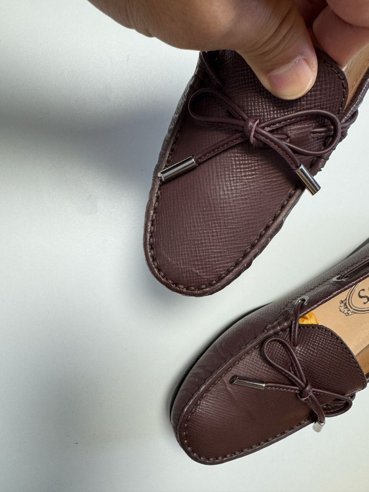 토즈 시티고미노 여성 35사이즈 판매합니다 이미지